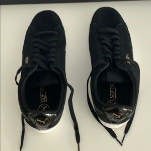 Puma Suede Platform Women’s Sneakers